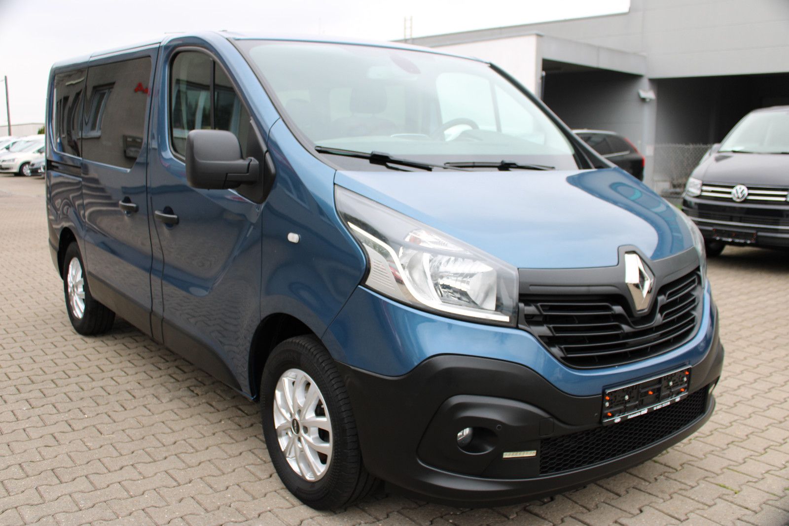 Fahrzeugabbildung Renault Trafic 5.Sitzer Navi,Kamera,SHZ,AHK