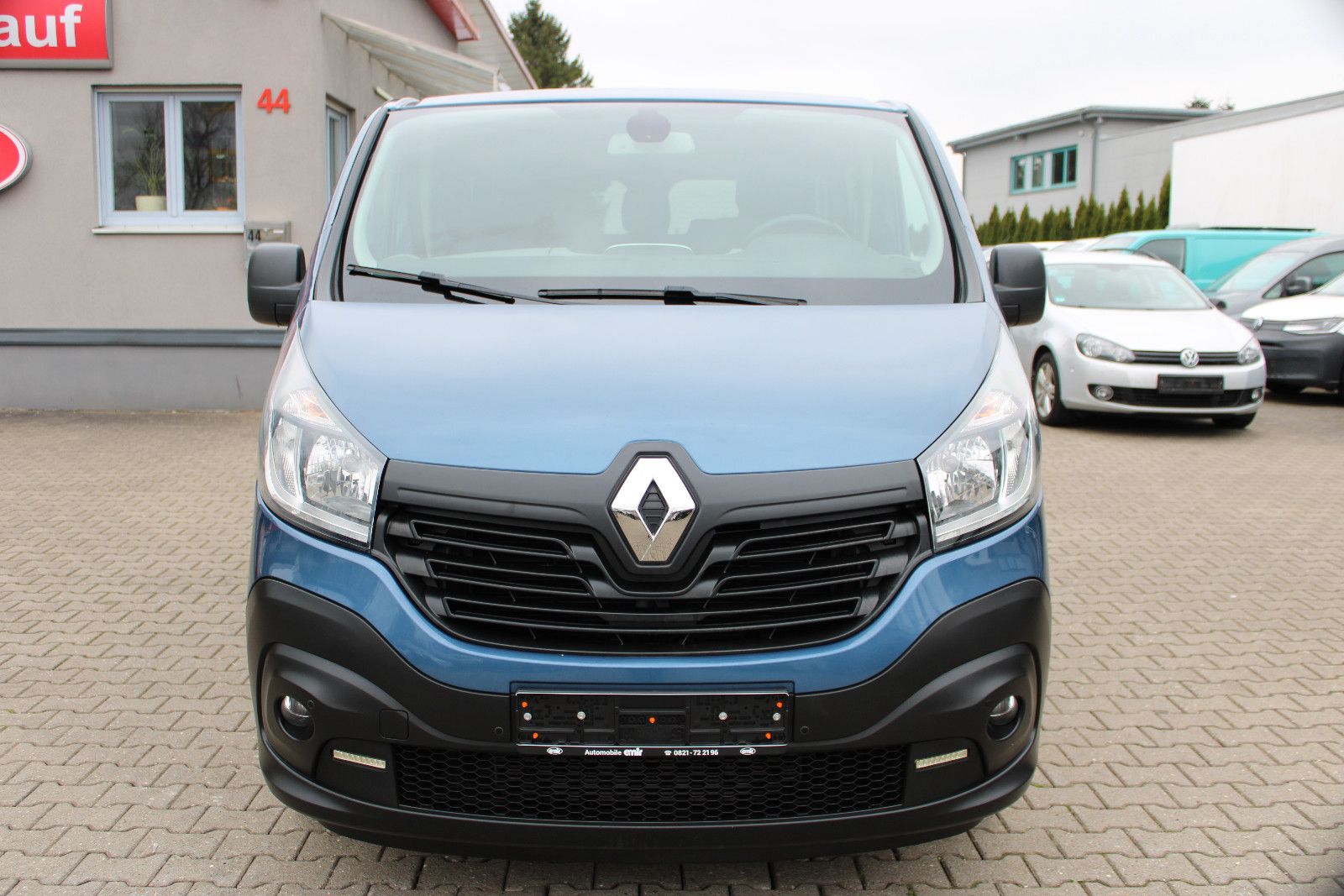 Fahrzeugabbildung Renault Trafic 5.Sitzer Navi,Kamera,SHZ,AHK