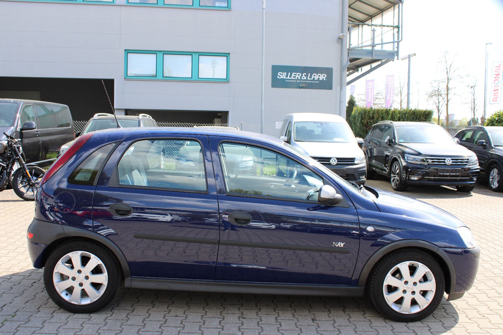 Fahrzeugabbildung Opel Corsa 1.2 16V Njoy Klima 1.Hand erst 19'000Km