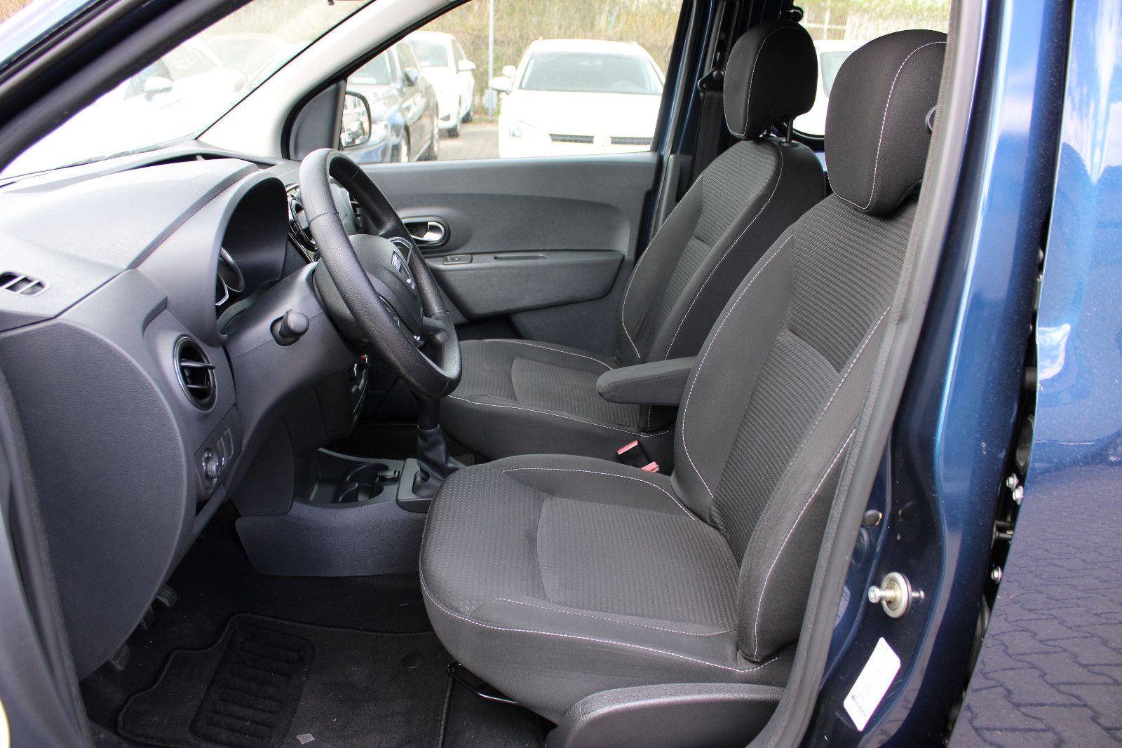 Fahrzeugabbildung Dacia Dokker 1.6 SCe 100