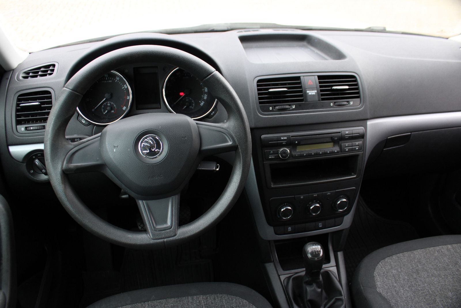 Fahrzeugabbildung SKODA Yeti 1.2 TSI 1.Hand