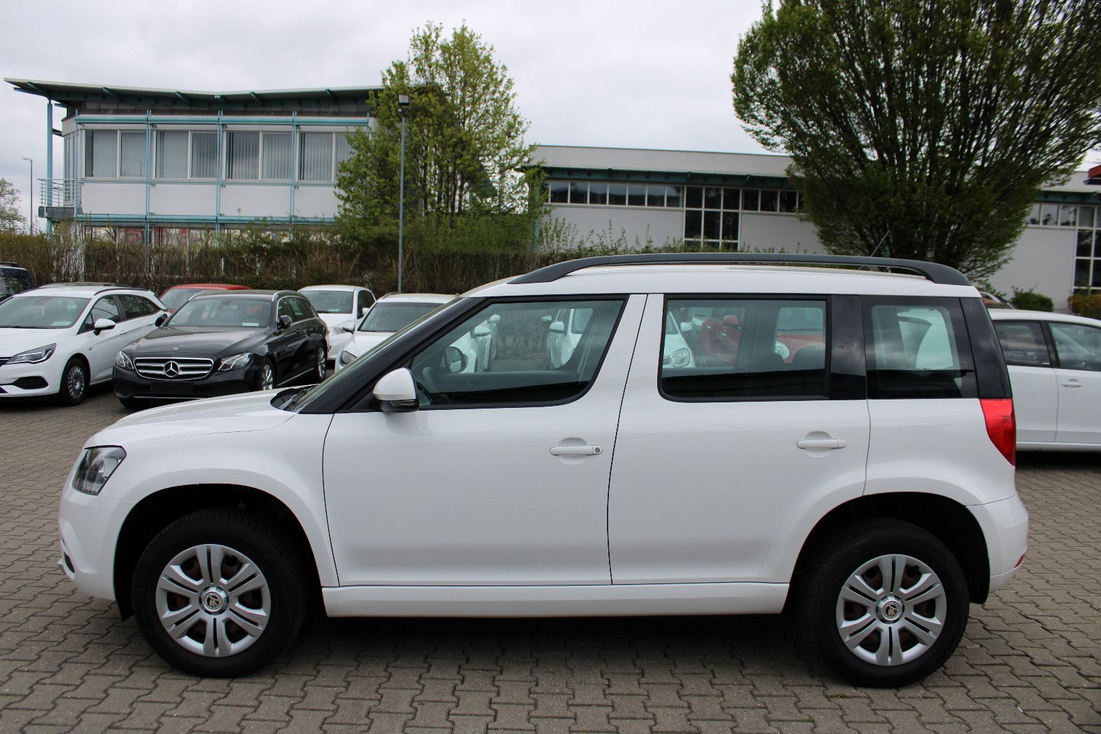 Fahrzeugabbildung SKODA Yeti 1.2 TSI 1.Hand