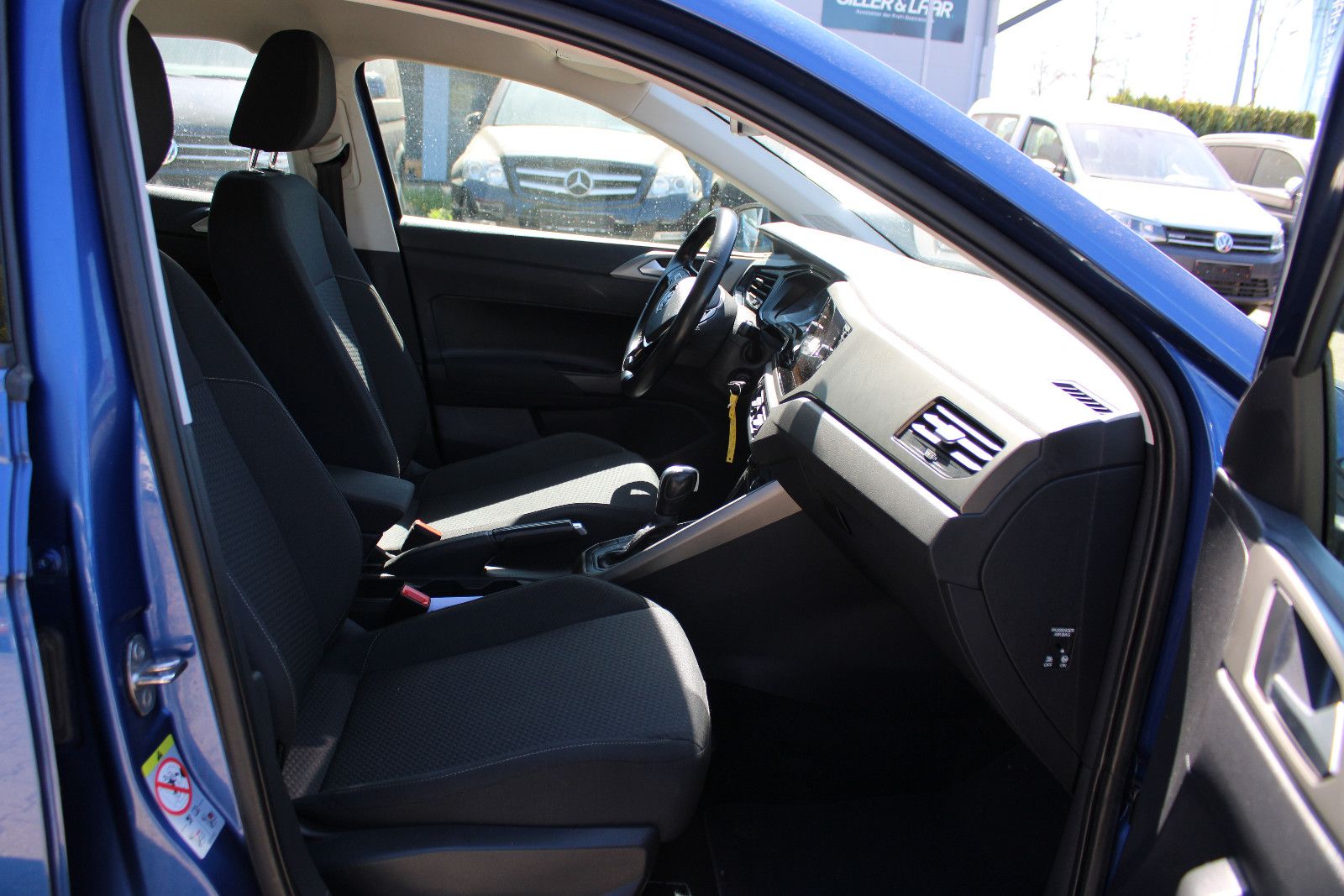 Fahrzeugabbildung Volkswagen Polo 1.0 TSI  DSG PDC,Kamera,LED,SHZ