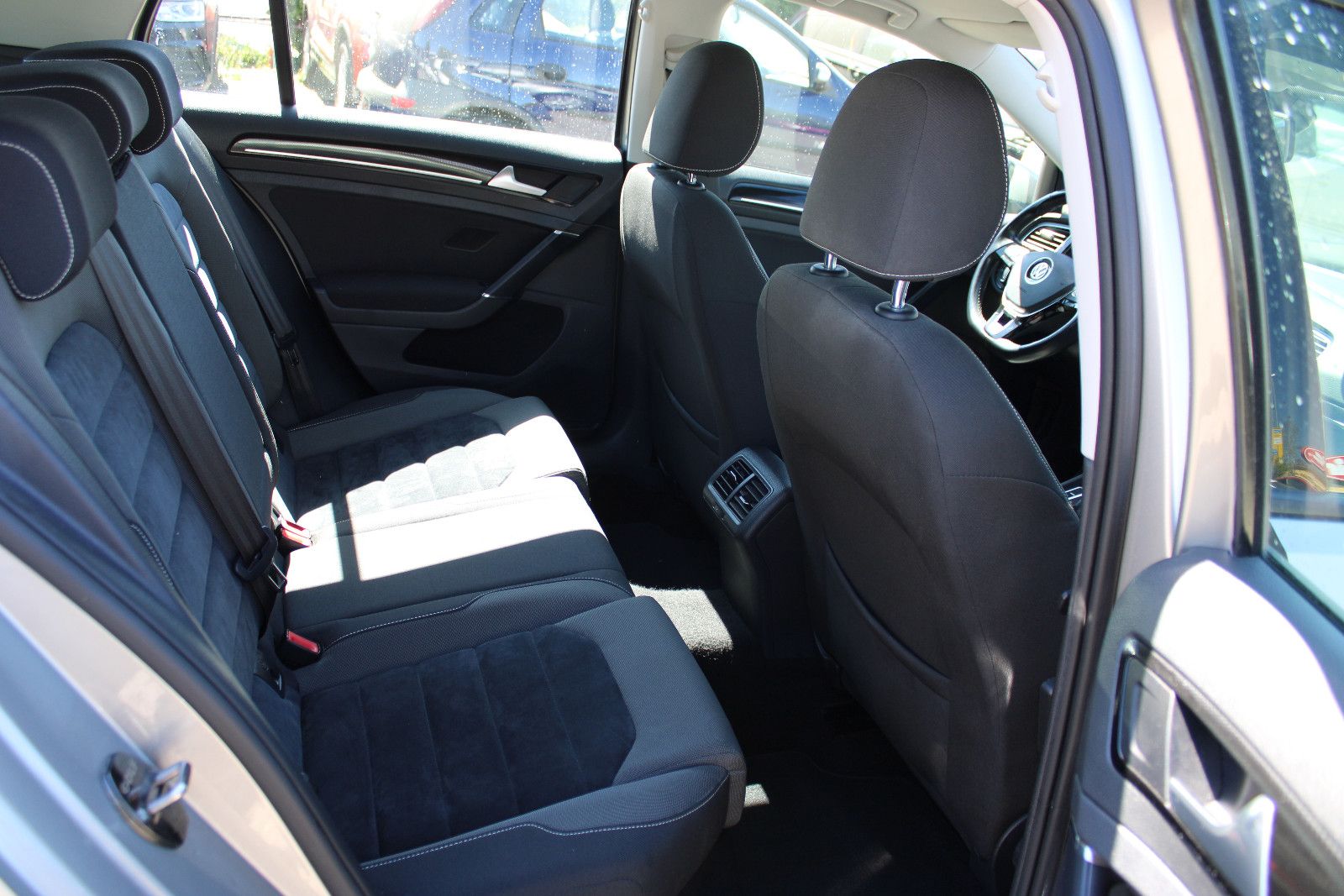 Fahrzeugabbildung Volkswagen Golf 1.4 TSI DSG Klimaautom, PDC