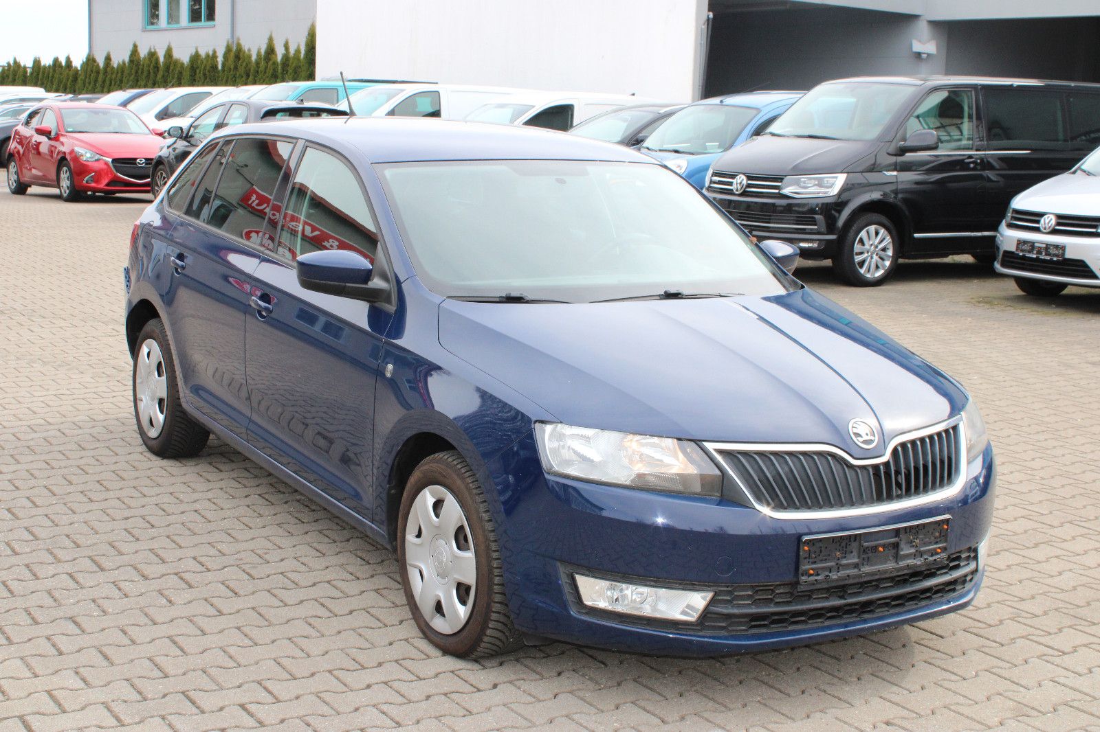 Fahrzeugabbildung SKODA Rapid 1.4 TSI DSG PDC,Navi,AHK,SHZ