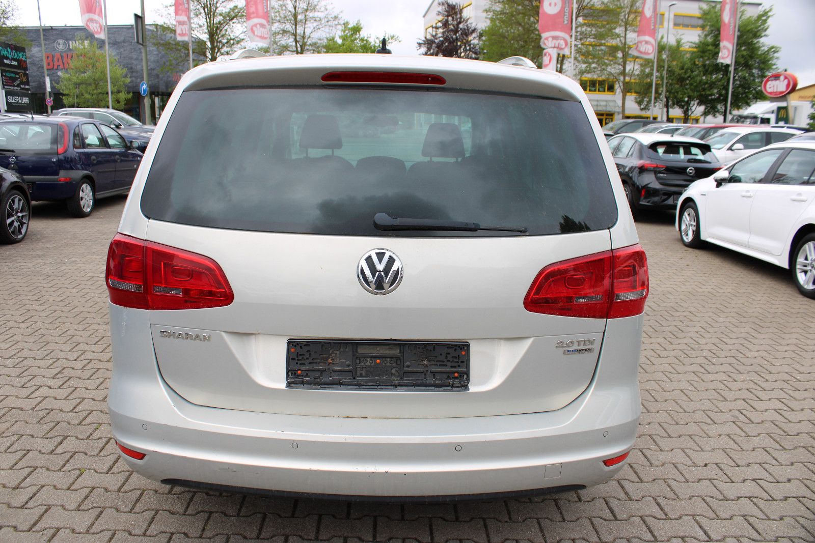 Fahrzeugabbildung Volkswagen Sharan 2.0 TDI  Style Navi,Kamera,AHK,SHZ