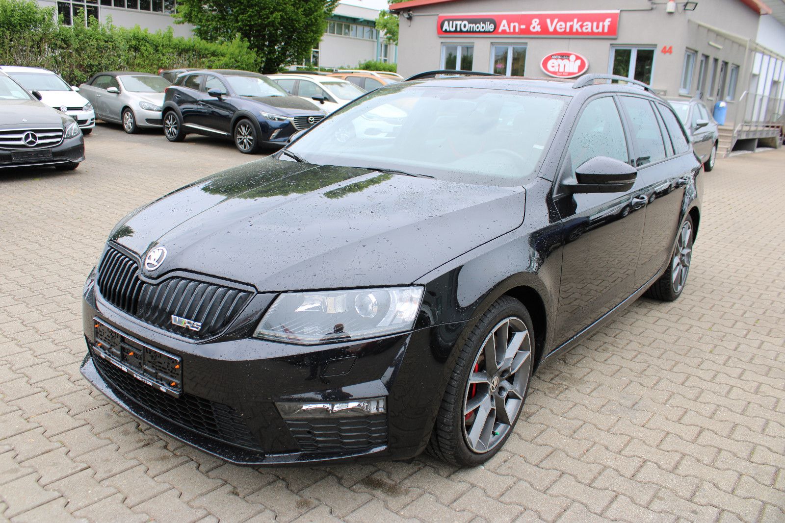 Fahrzeugabbildung SKODA Octavia 2.0 TSI RS Combi Navi,PDC,Xenon,SHZ