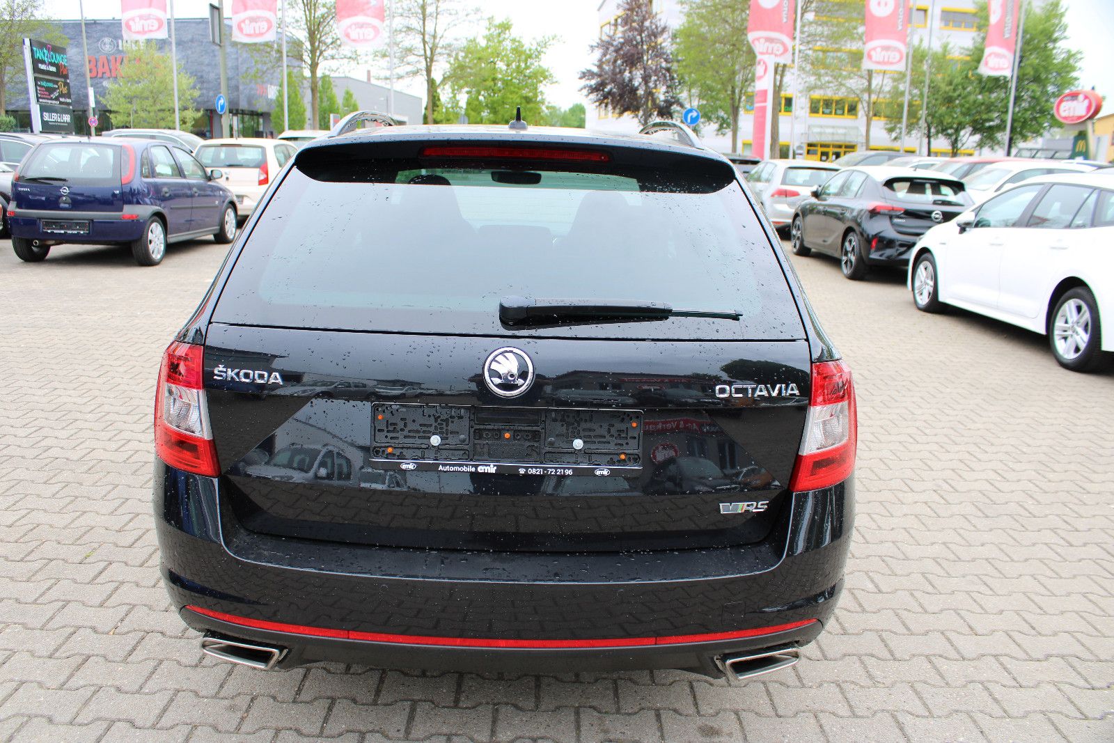 Fahrzeugabbildung SKODA Octavia 2.0 TSI RS Combi Navi,PDC,Xenon,SHZ