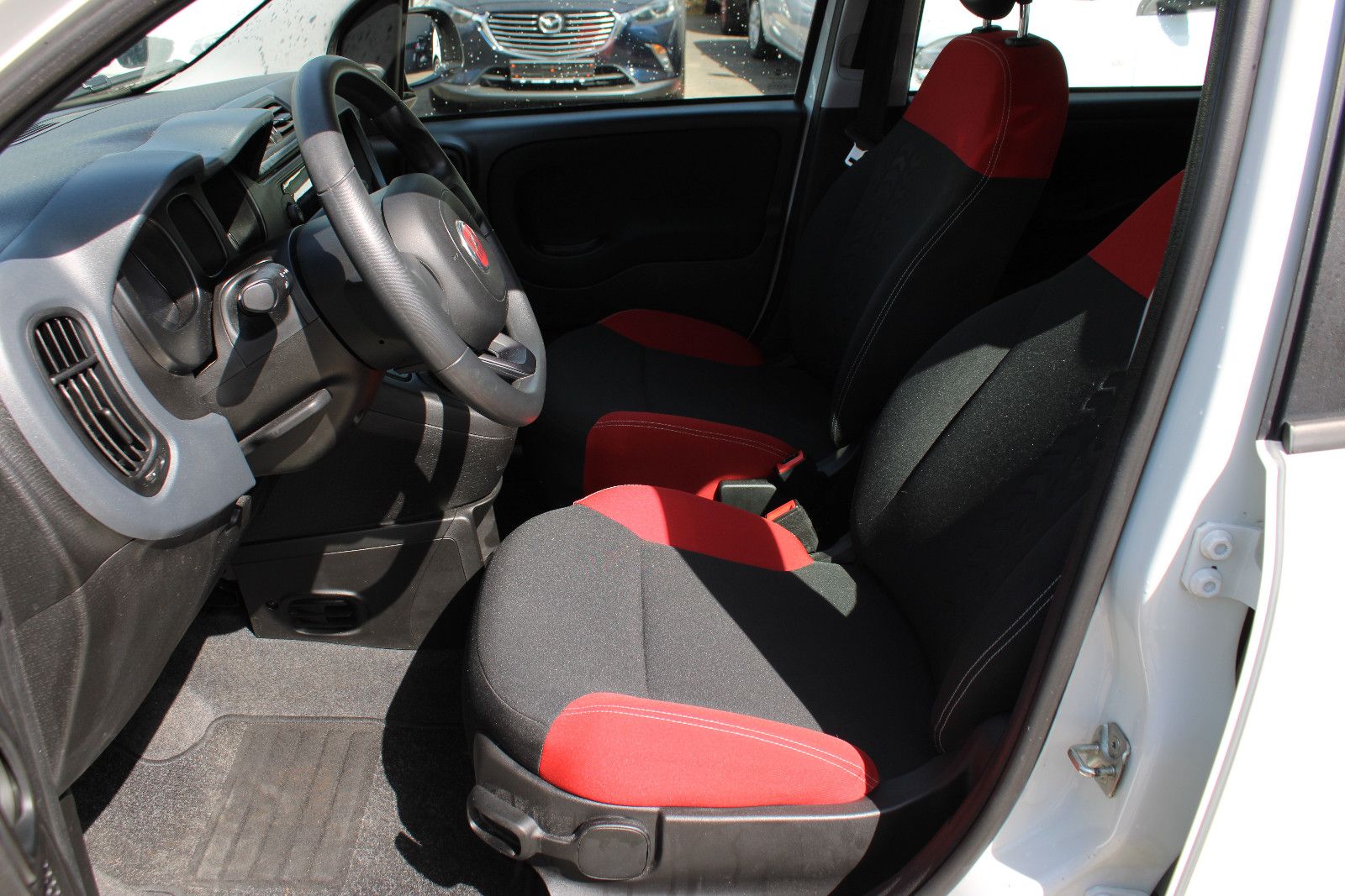 Fahrzeugabbildung Fiat Panda 1.2 Klima TÜV neu