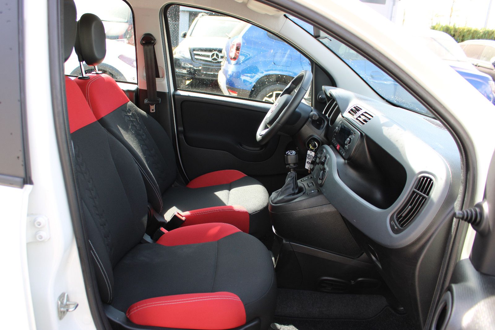 Fahrzeugabbildung Fiat Panda 1.2 Klima TÜV neu