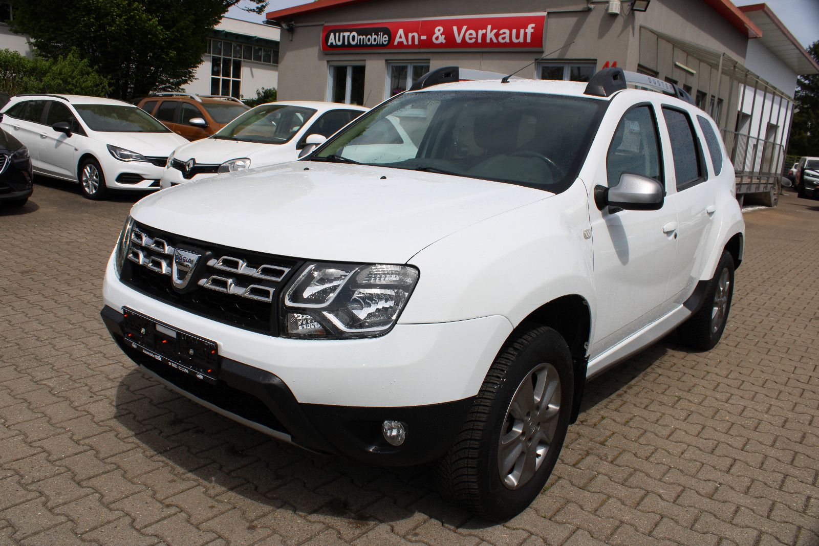 Fahrzeugabbildung Dacia Duster 1.2 TCe 125 4x2 Prestige