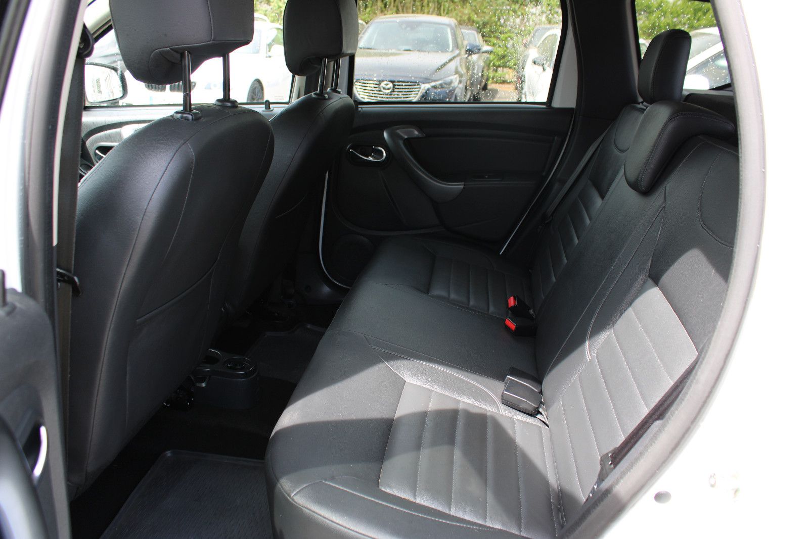 Fahrzeugabbildung Dacia Duster 1.2 TCe 125 4x2 Prestige
