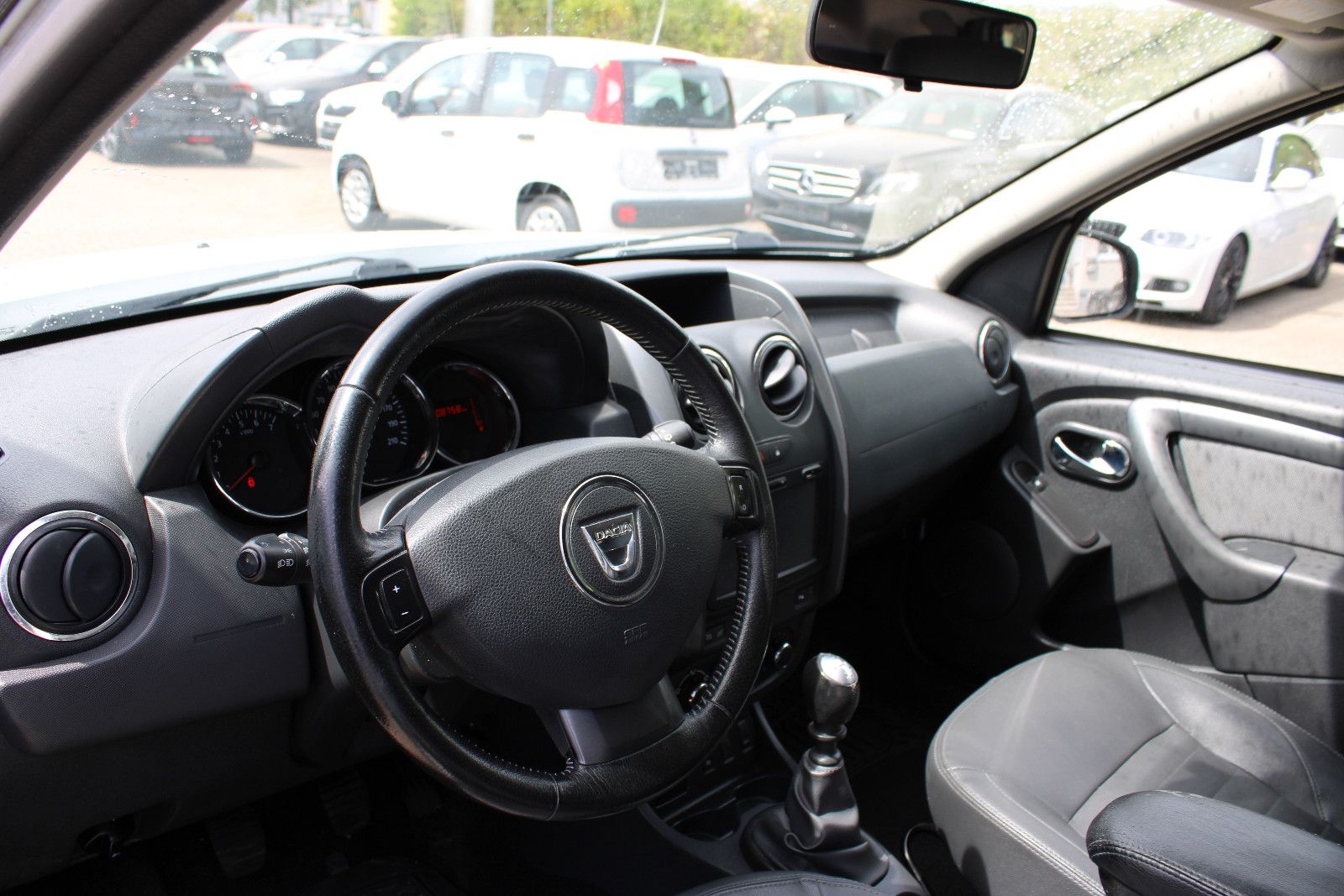 Fahrzeugabbildung Dacia Duster 1.2 TCe 125 4x2 Prestige