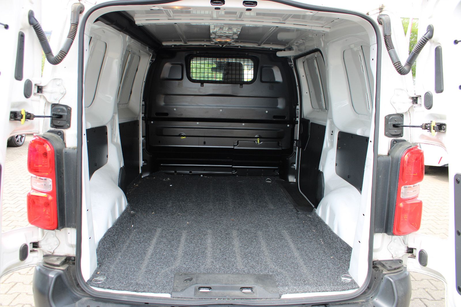 Fahrzeugabbildung Toyota Proace Meister L1 3.Sitzer Kamera,PDC.