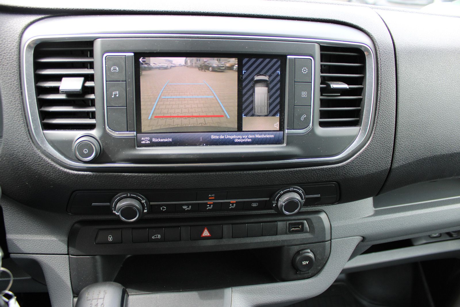 Fahrzeugabbildung Toyota Proace Meister L1 3.Sitzer Kamera,PDC.