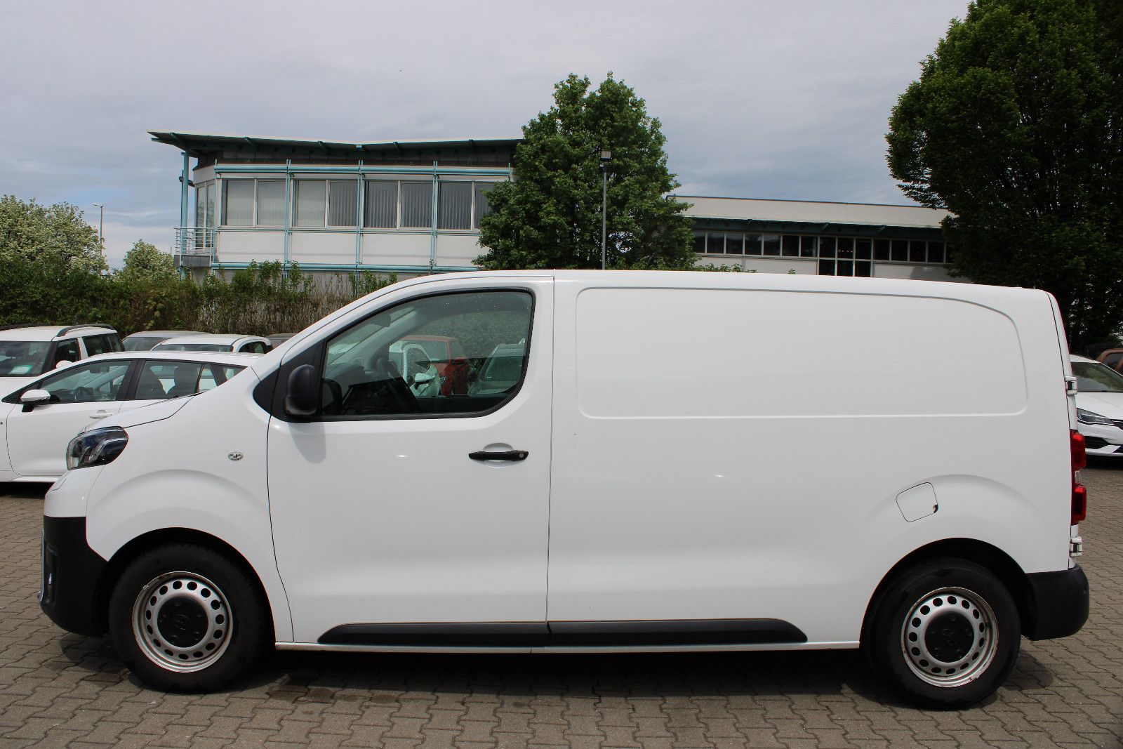 Fahrzeugabbildung Toyota Proace Meister L1 3.Sitzer Kamera,PDC.