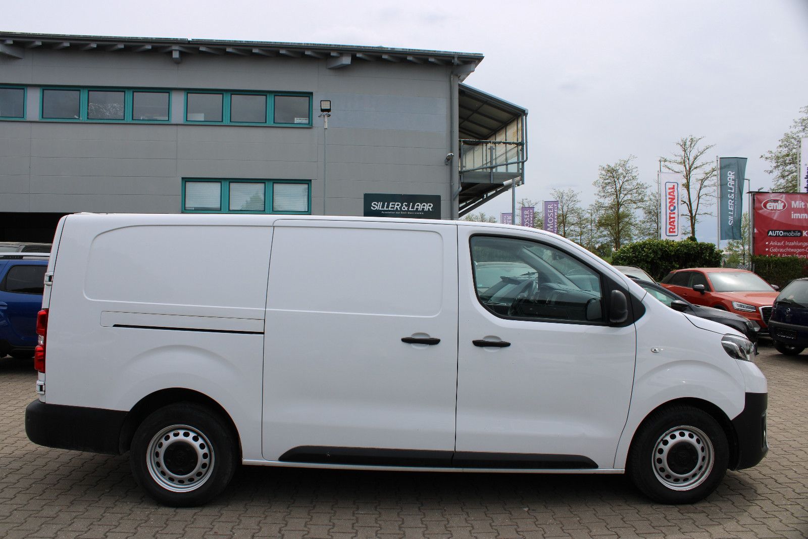Fahrzeugabbildung Toyota Proace Meister L2 Kamera,Navi,Apple,Android,Klim