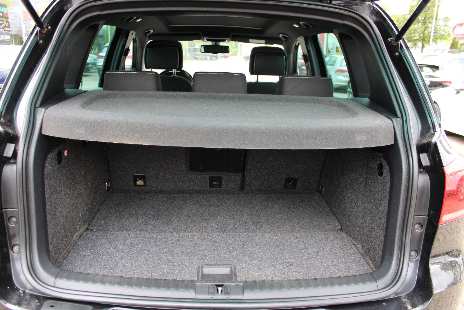 Fahrzeugabbildung Volkswagen Tiguan 2.0 TDI DSG 4M CUP Track & Style