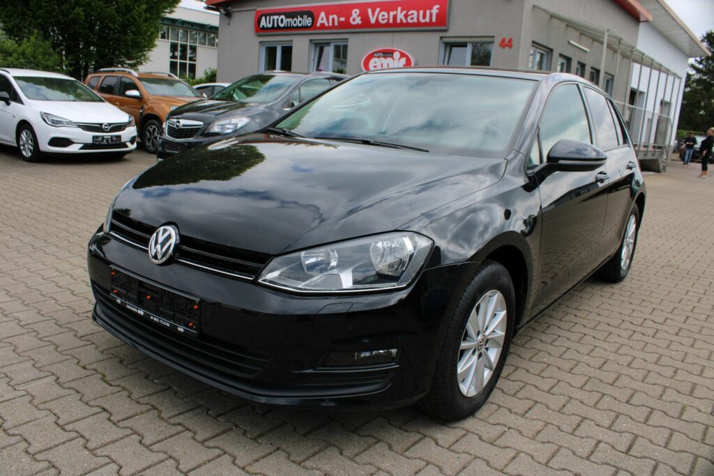 Volkswagen Golf 1.6 TDI PDC,SHZ,Klimaautom.
