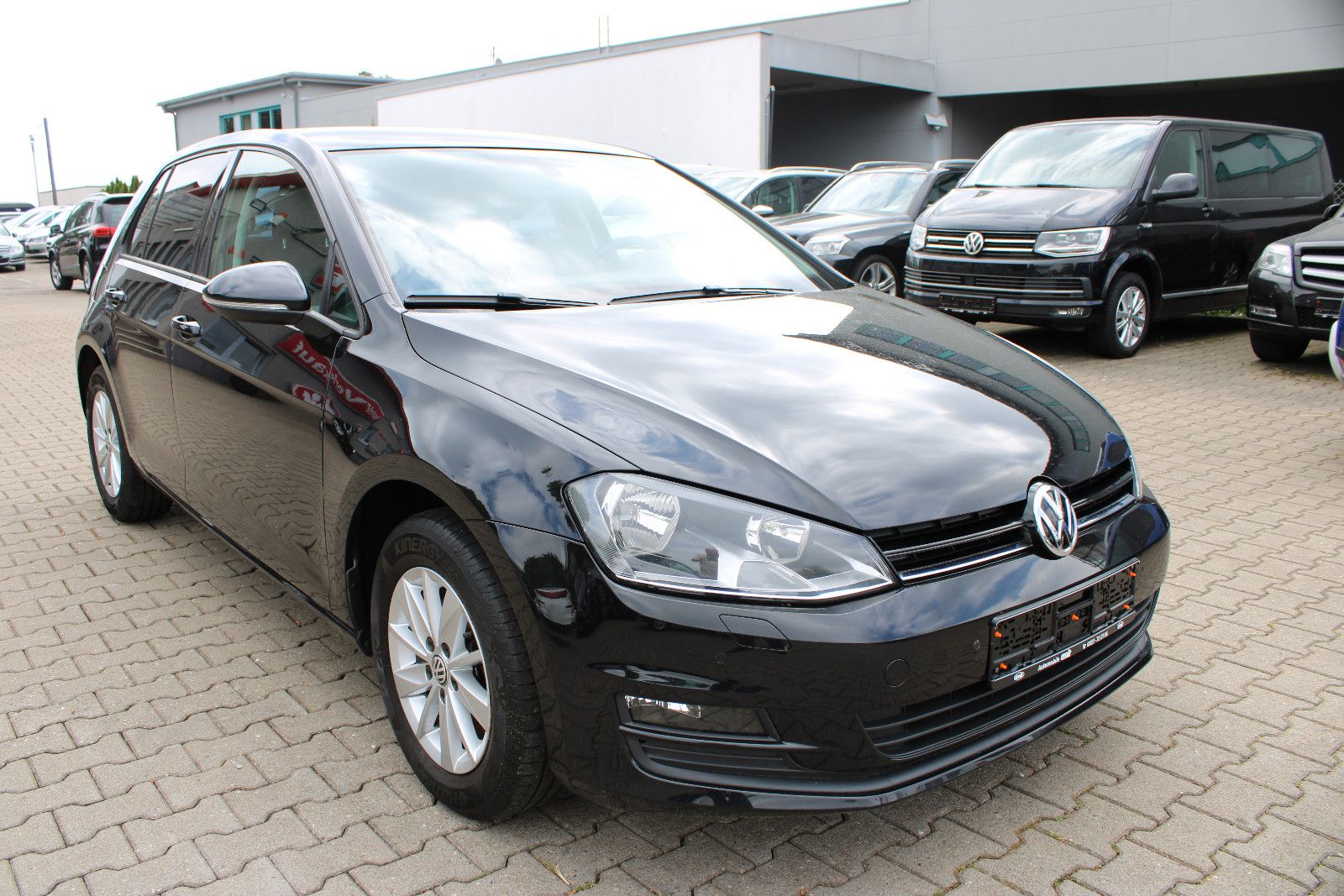Fahrzeugabbildung Volkswagen Golf 1.6 TDI PDC,SHZ,Klimaautom.