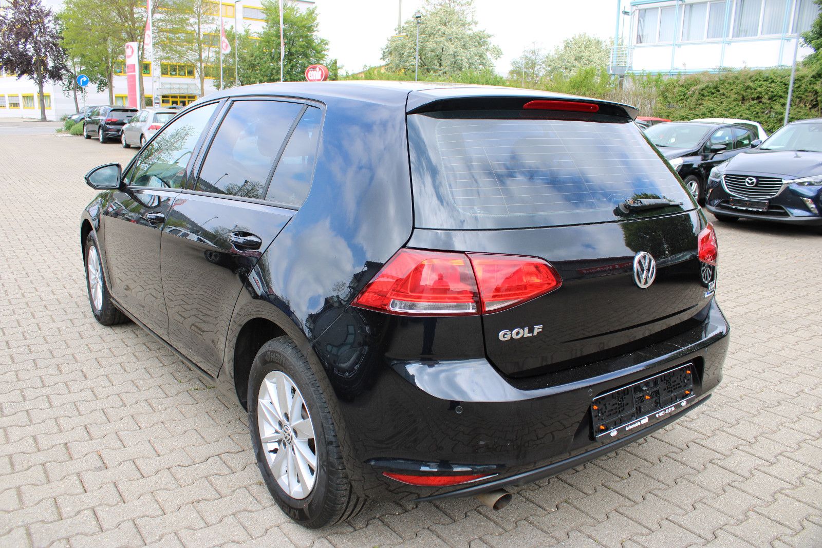 Fahrzeugabbildung Volkswagen Golf 1.6 TDI PDC,SHZ,Klimaautom.