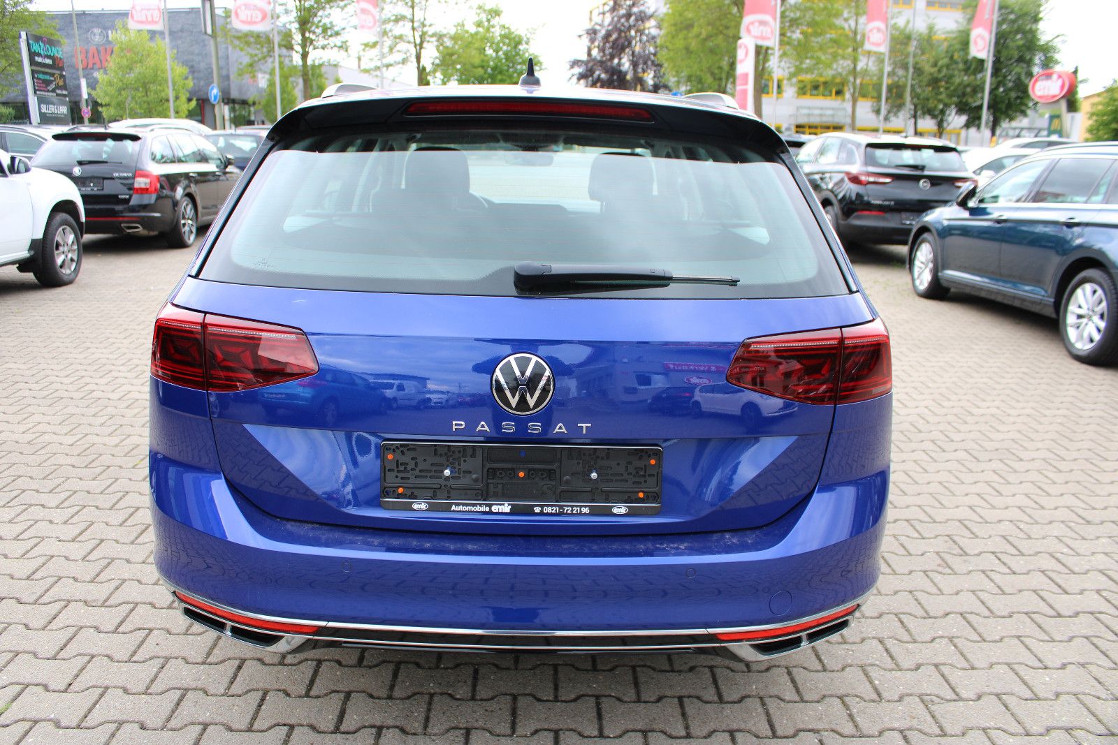 Fahrzeugabbildung Volkswagen Passat Variant 1.5 TSI OPF DSG  R-Line Kamer,AHK