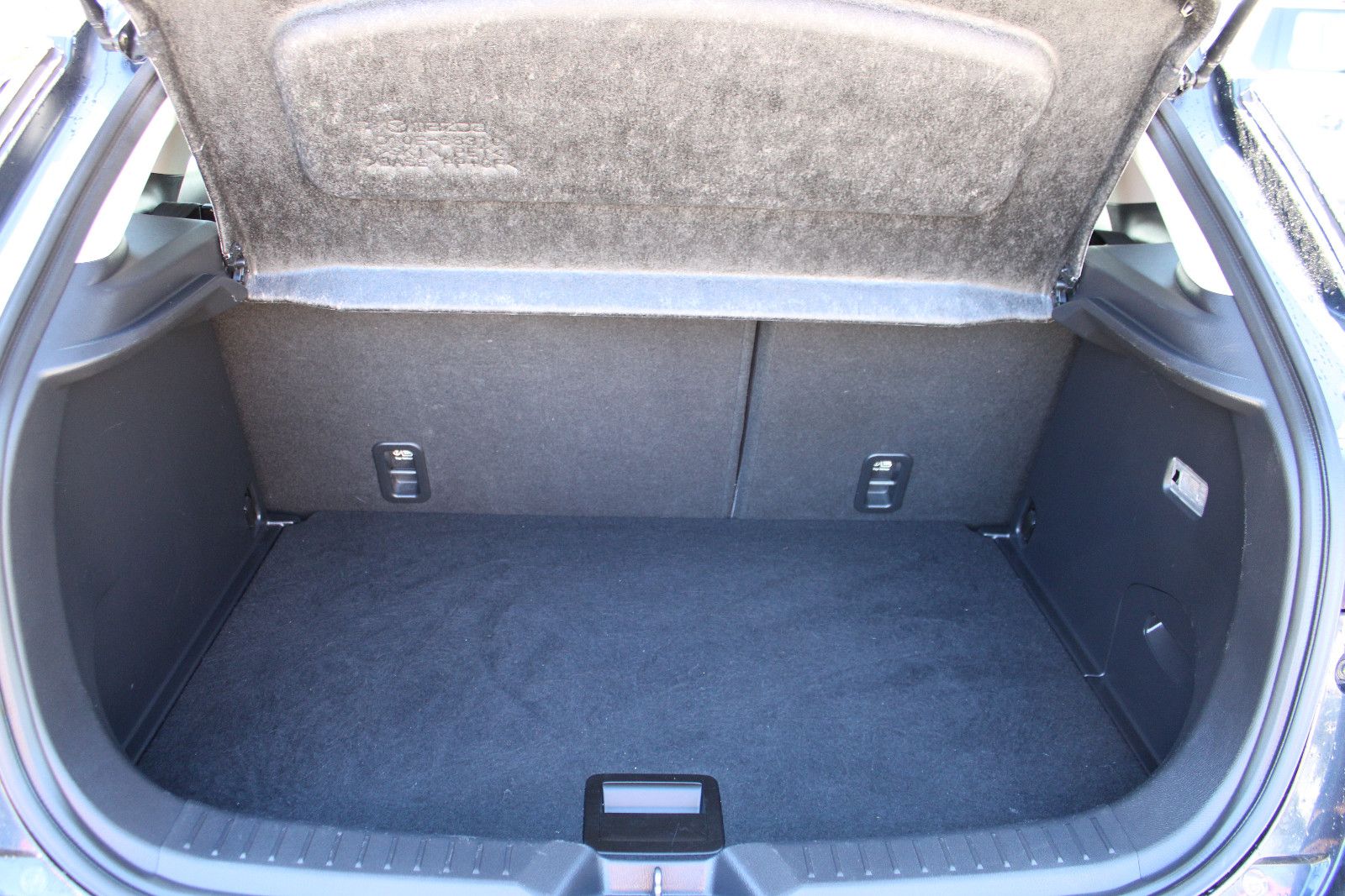 Fahrzeugabbildung Mazda CX-3 1.5 SKYACTIV-D  Navi,PDC,Kamera,Leder,HeadU