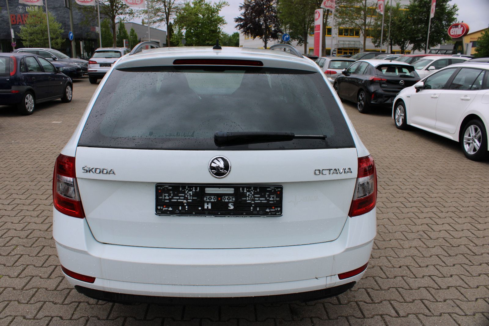 Fahrzeugabbildung SKODA Octavia 1.6 TDI Combi SHZ,Navi,PDC,LED