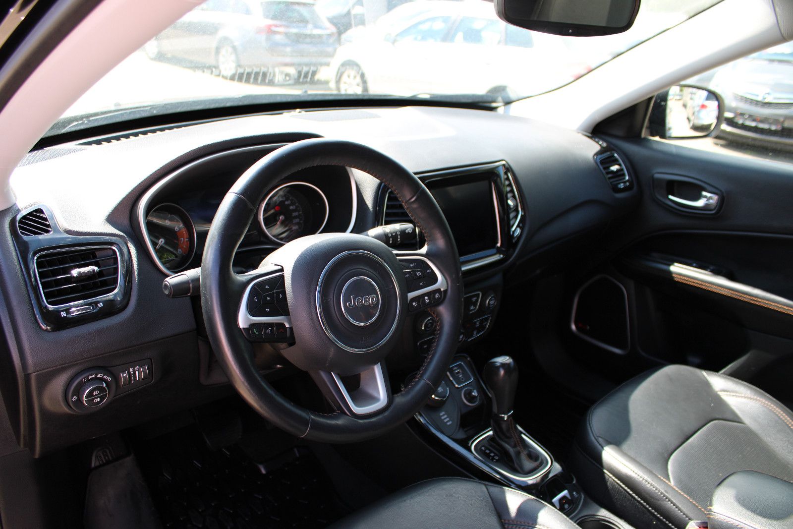 Fahrzeugabbildung Jeep Compass 1.4 MultiAir Limited 4x4 Auto