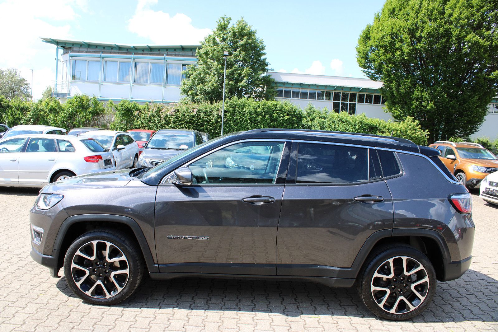 Fahrzeugabbildung Jeep Compass 1.4 MultiAir Limited 4x4 Auto