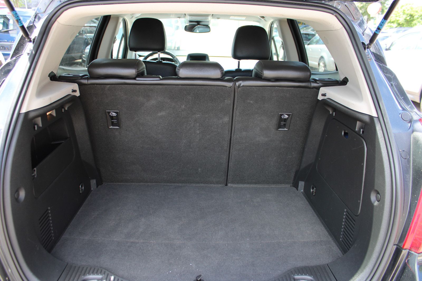 Fahrzeugabbildung Opel Mokka 1.6 CDTI Kamera,PDC,Leder,SHZ,LHZ Edition