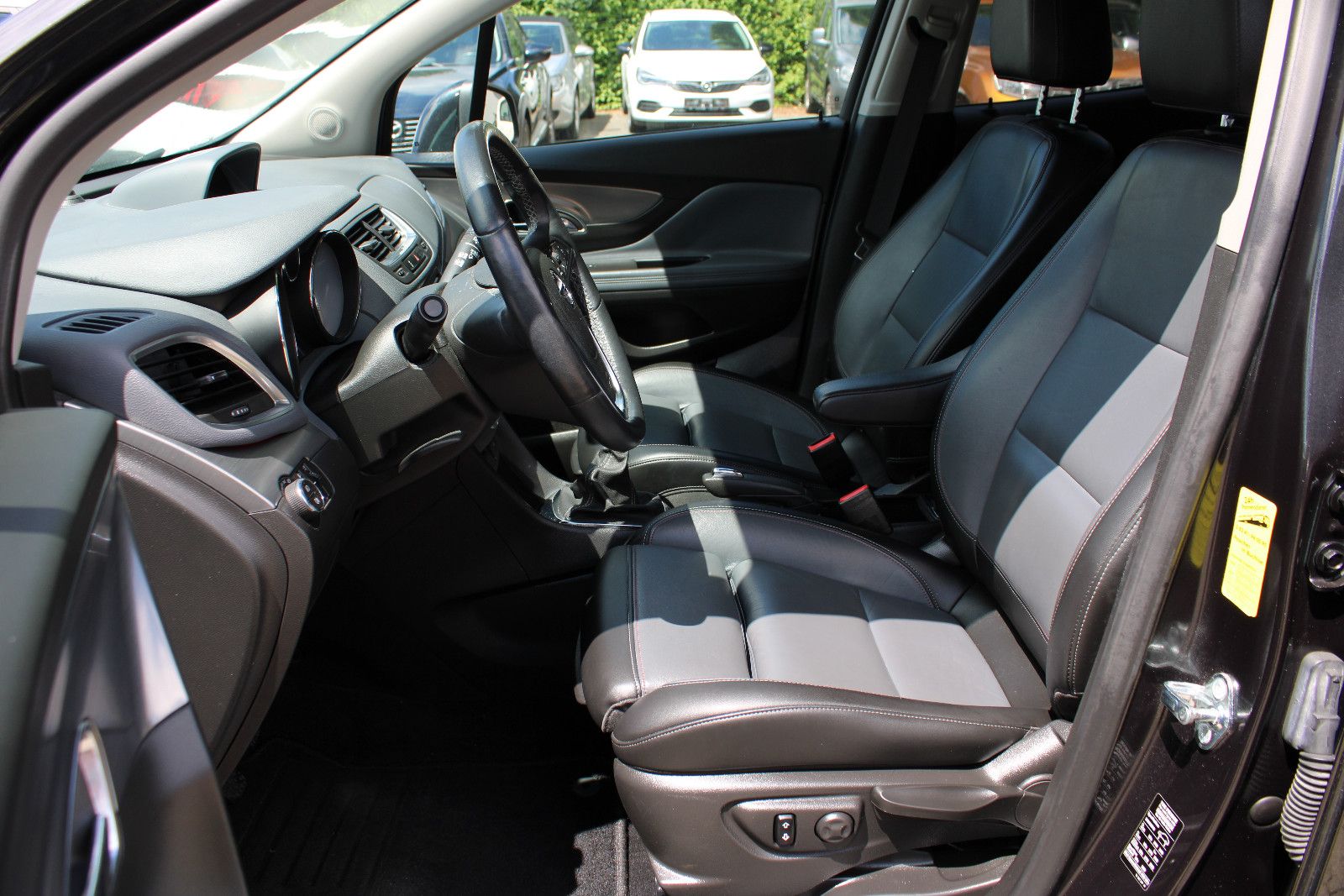 Fahrzeugabbildung Opel Mokka 1.6 CDTI Kamera,PDC,Leder,SHZ,LHZ Edition