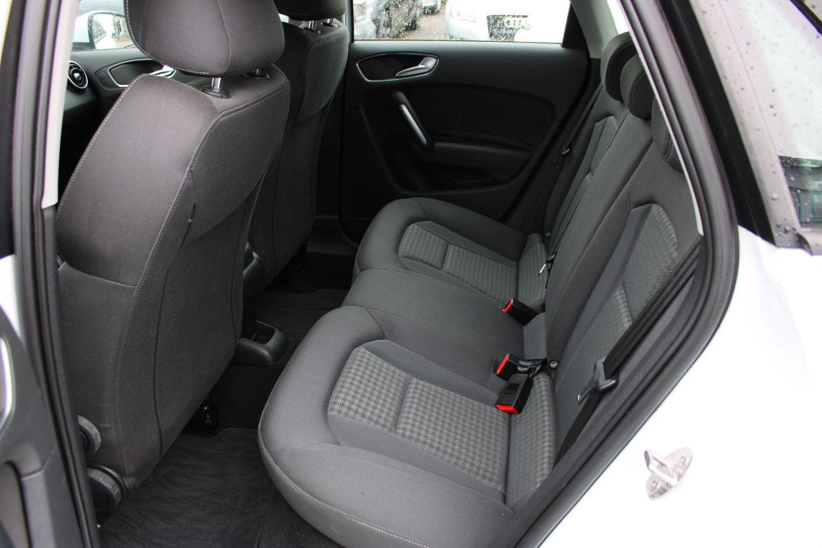 Fahrzeugabbildung Audi A1 1.4 TFSI S line Edition Sportback Navi,PDC,Xe