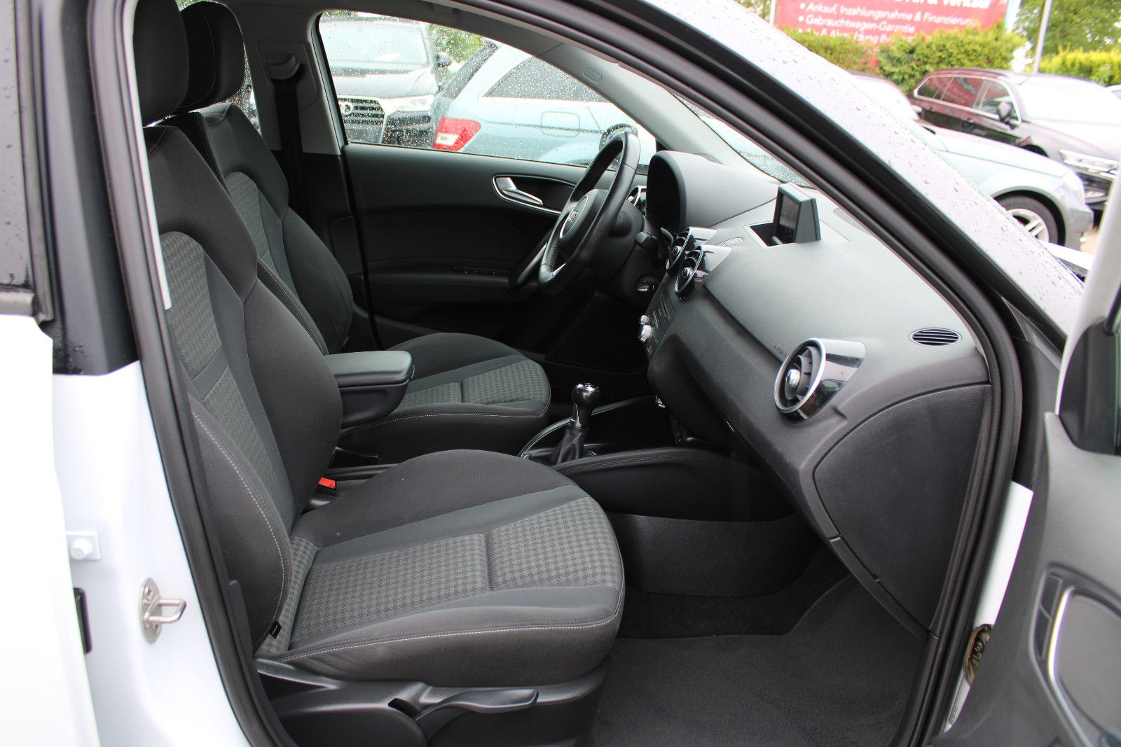 Fahrzeugabbildung Audi A1 1.4 TFSI S line Edition Sportback Navi,PDC,Xe