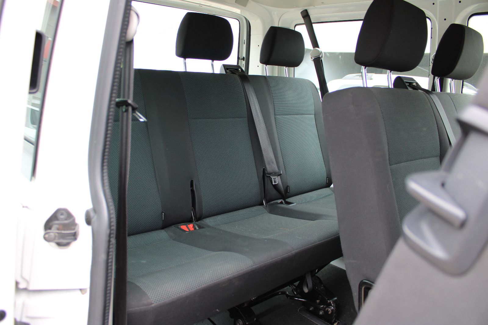 Fahrzeugabbildung Volkswagen T6 Transporter 9.Sitzer Klima,PDC