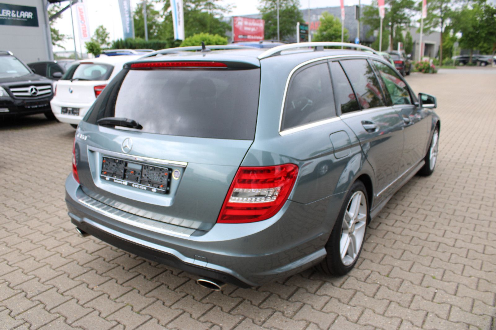 Fahrzeugabbildung Mercedes-Benz C 350 T AMG AVANTGARDE Autom. Kamera,AHK,Leder