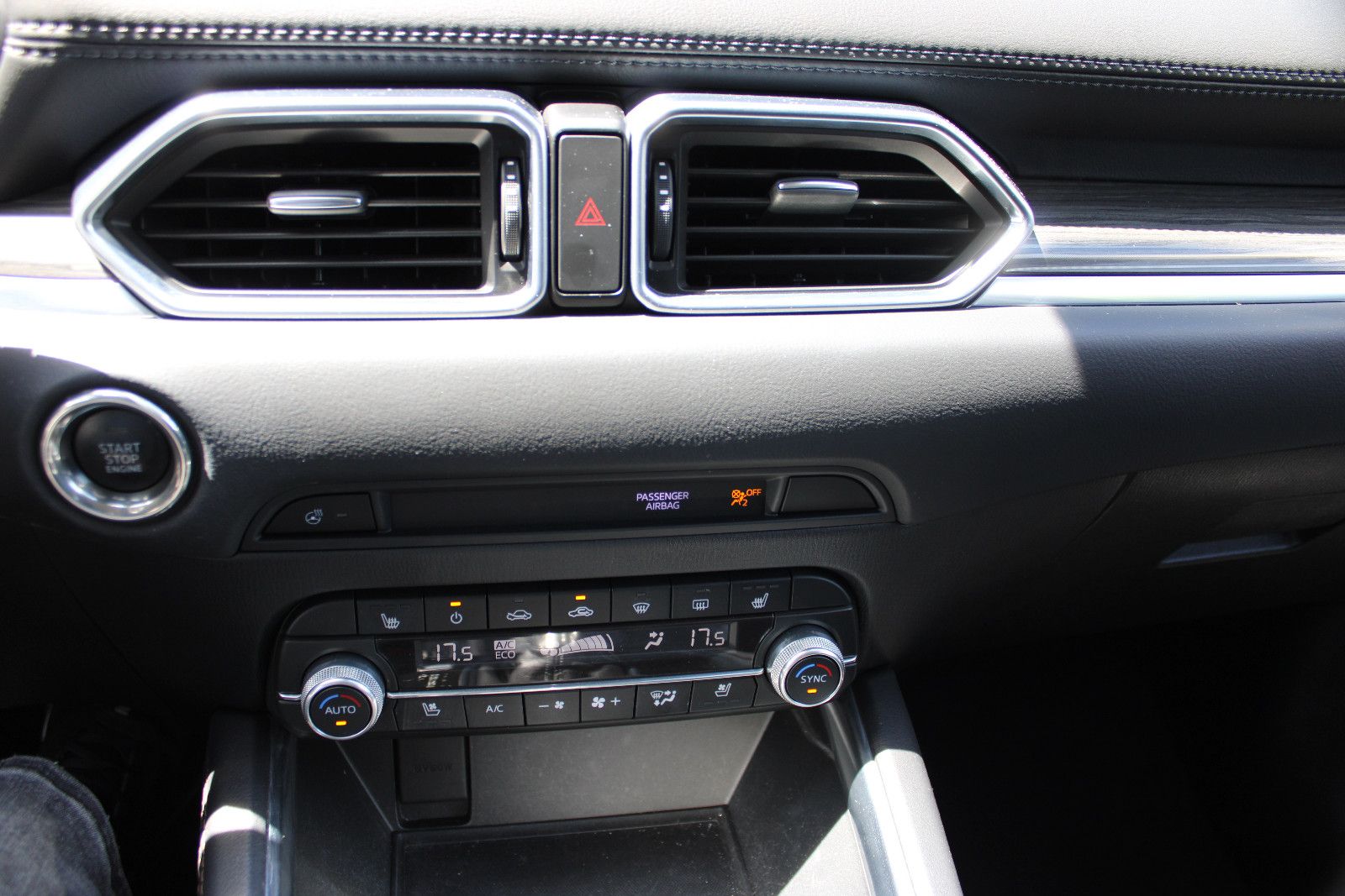 Fahrzeugabbildung Mazda CX-5 2.5 SKYACTIV-G 194 Sports-Line AWD