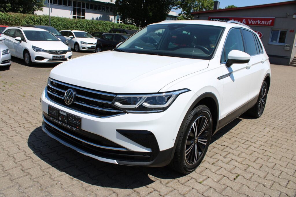 Volkswagen Tiguan 2.0 TDI SCR DSG 4MOTION Kamera,IQ AHK
