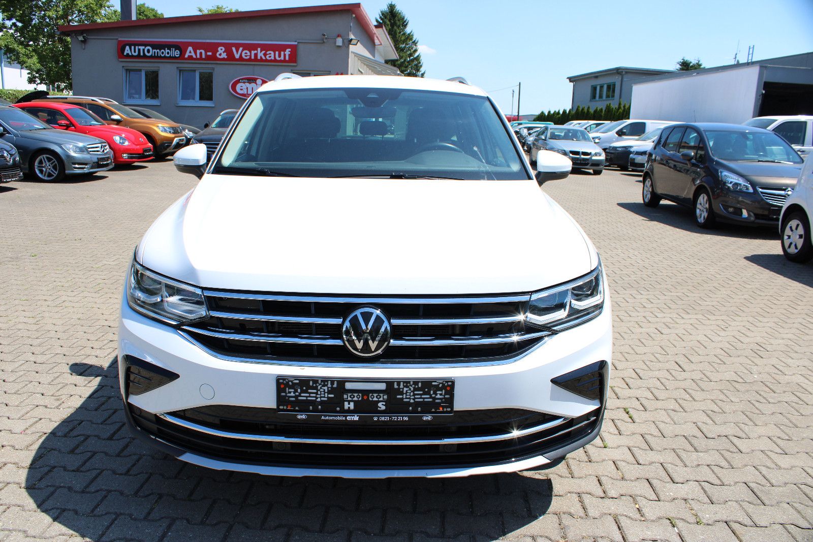 Fahrzeugabbildung Volkswagen Tiguan 2.0 TDI SCR DSG 4MOTION Kamera,IQ AHK