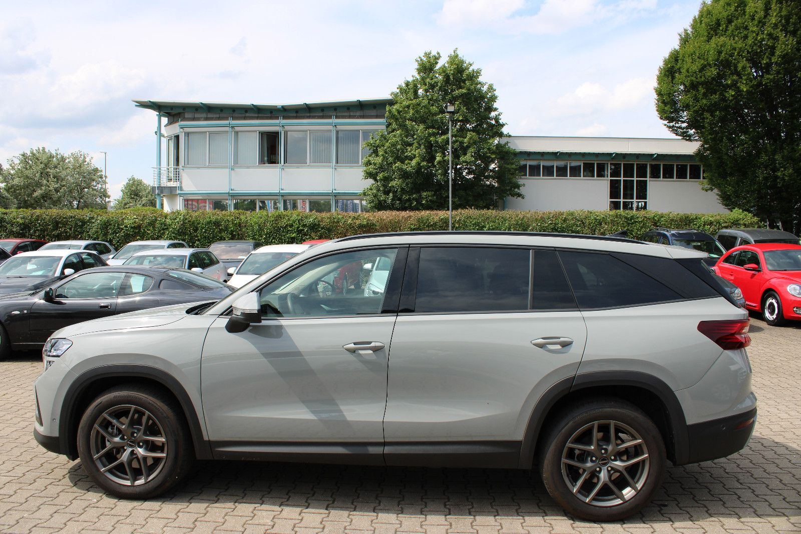 Fahrzeugabbildung SKODA Kodiaq 1.5 TSI mHEV 110 kW DSG Selection