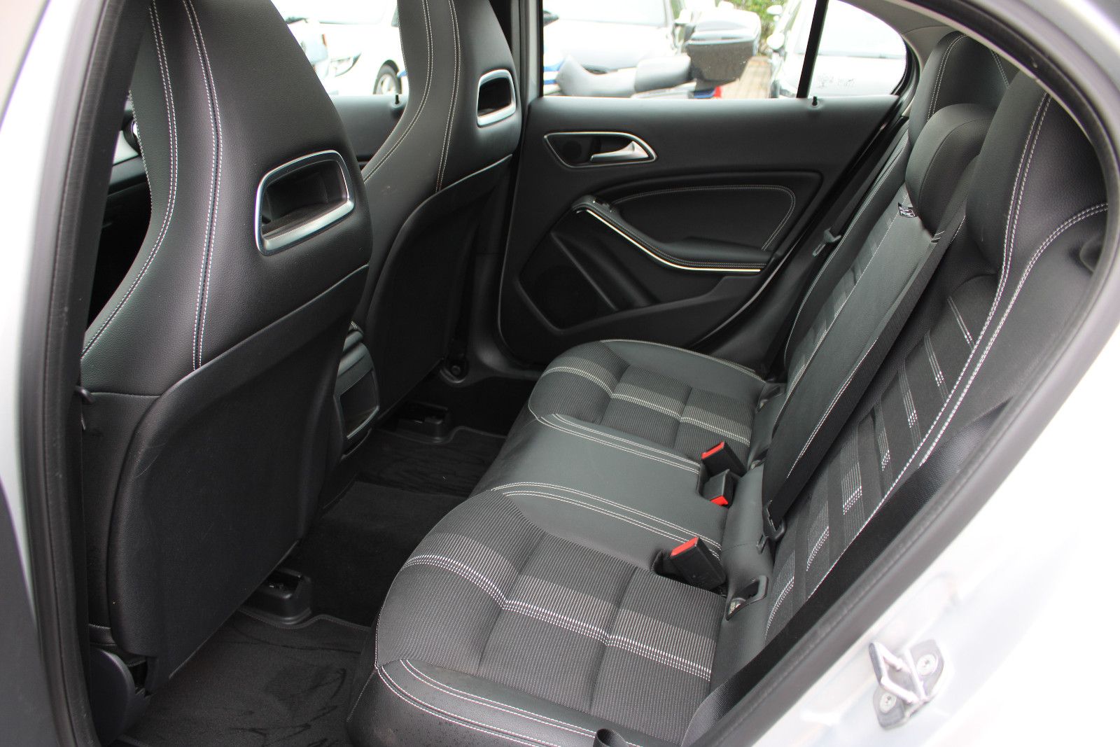 Fahrzeugabbildung Mercedes-Benz GLA 200 Leder,LED,SHZ,Navi,Kamera,Panorama