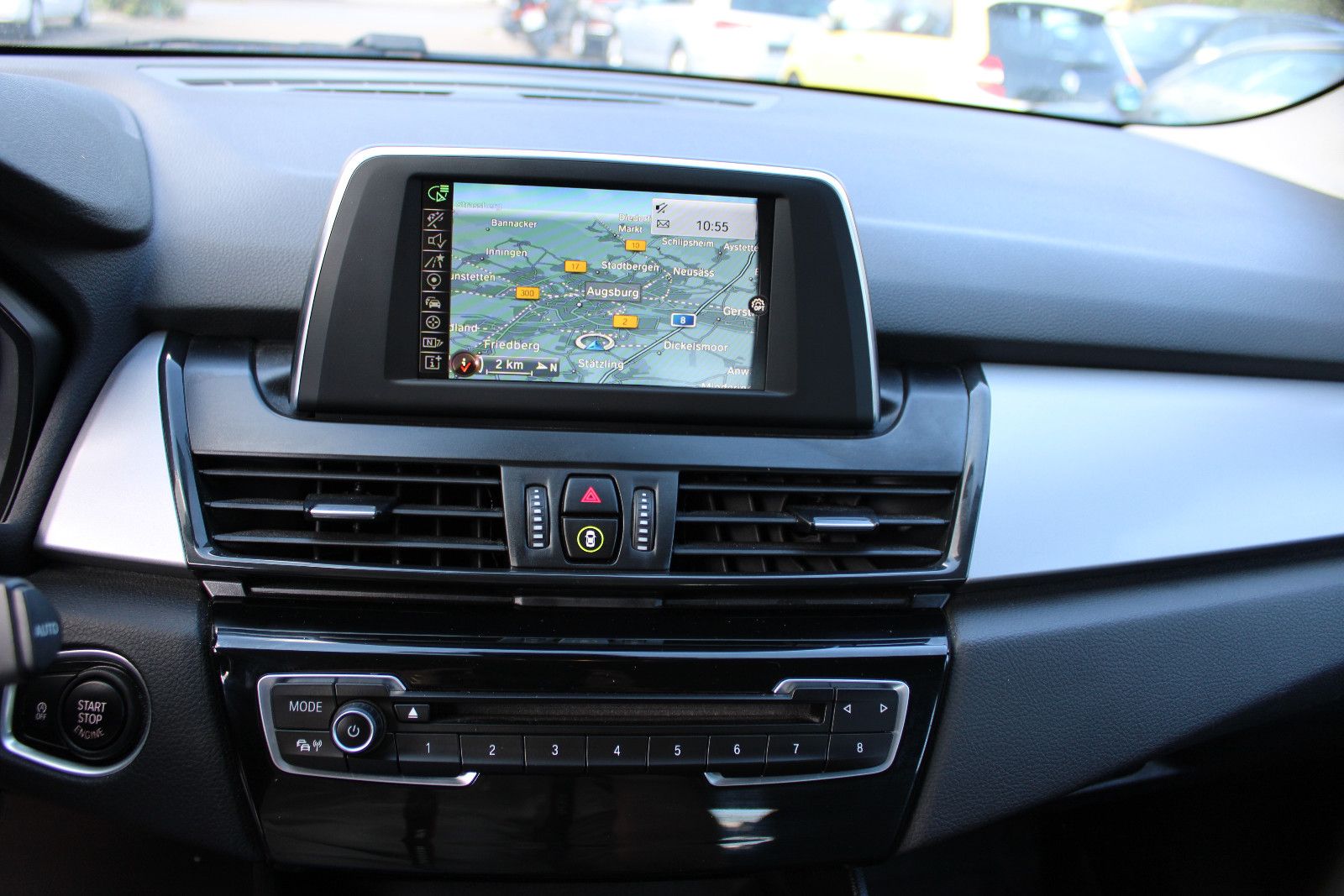 Fahrzeugabbildung BMW 218 Active Tourer 218d Navi,PDC,LED,SHZ