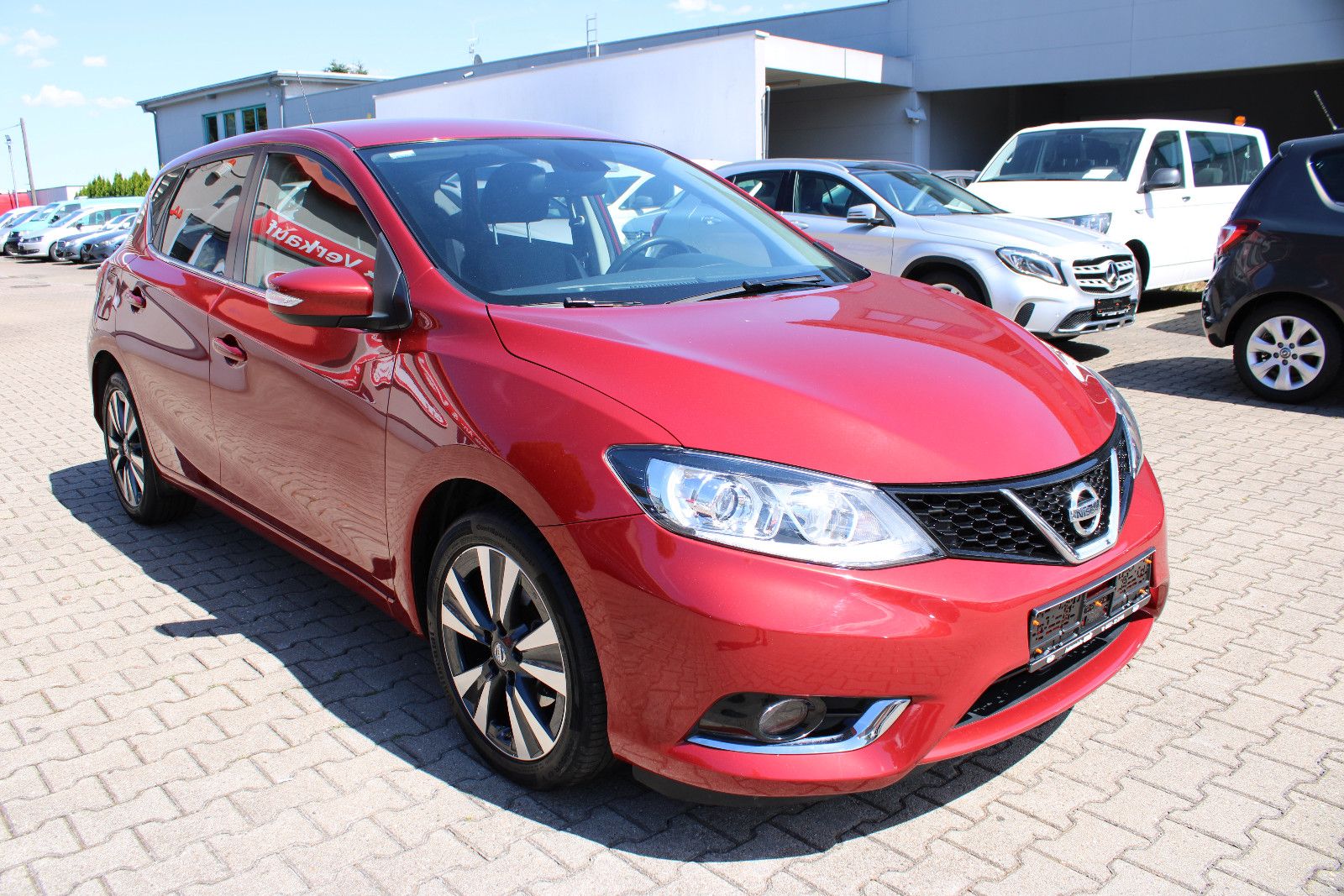 Fahrzeugabbildung Nissan Pulsar 1.2 DIG-T Xtronic Navi,Kamera,SHZ,LED