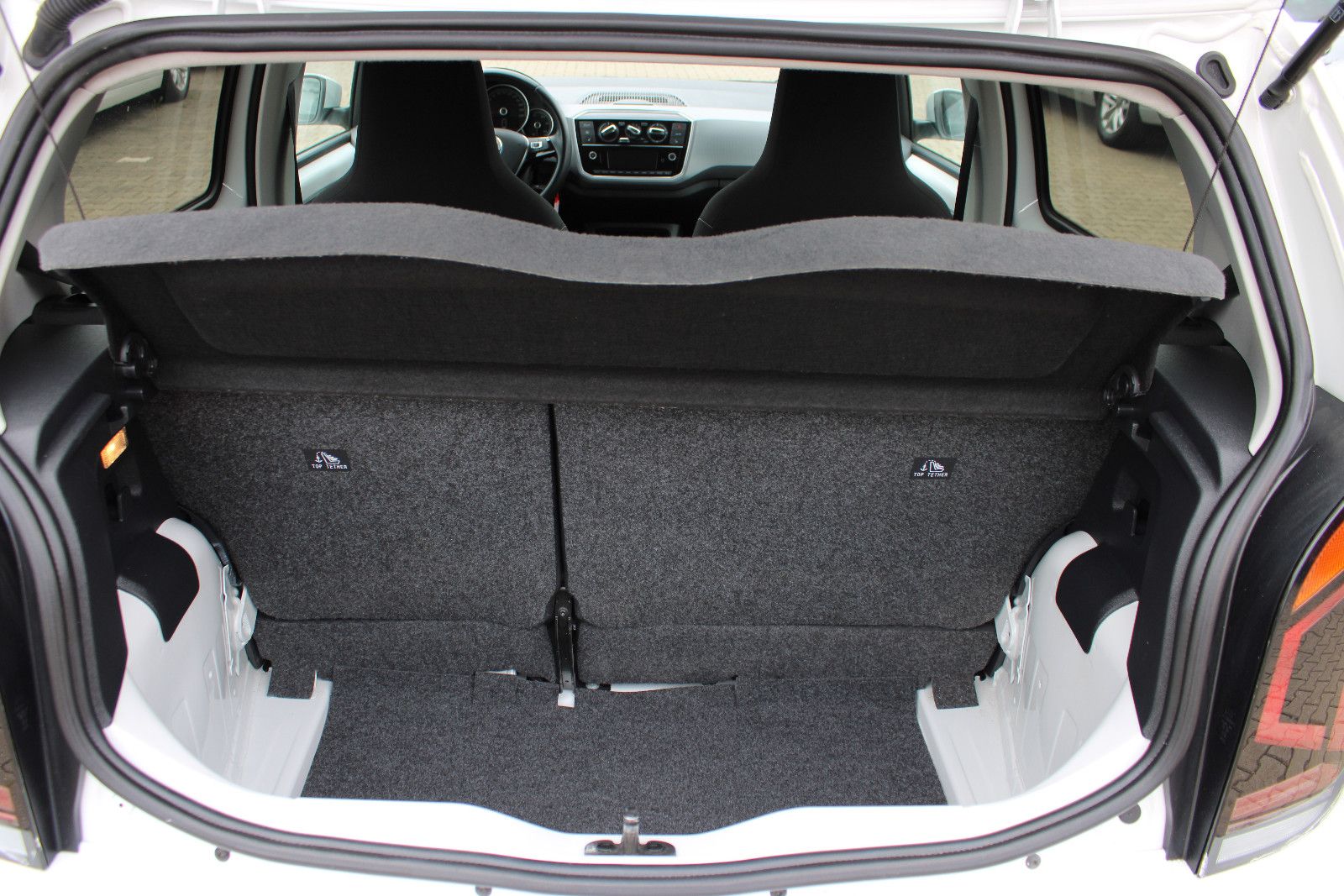 Fahrzeugabbildung Volkswagen up! 1.0 up! ACTIVE Kamera,PDC,LED,SHZ,Klima
