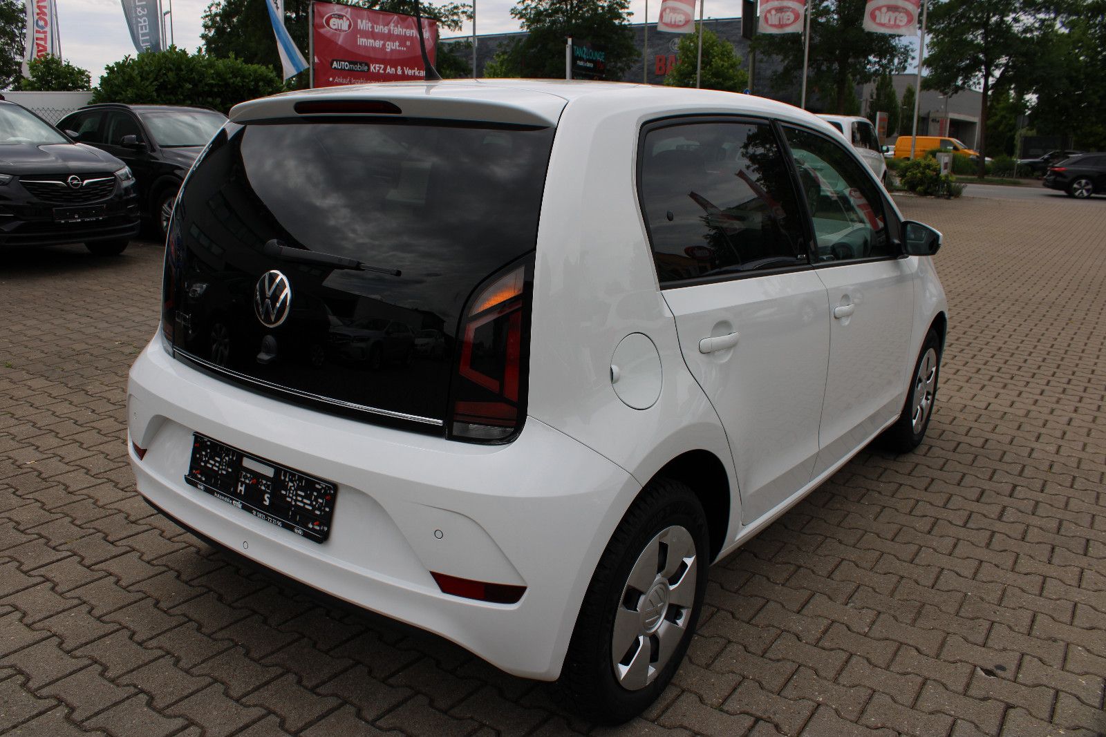 Fahrzeugabbildung Volkswagen up! 1.0 up! ACTIVE Kamera,PDC,LED,SHZ,Klima