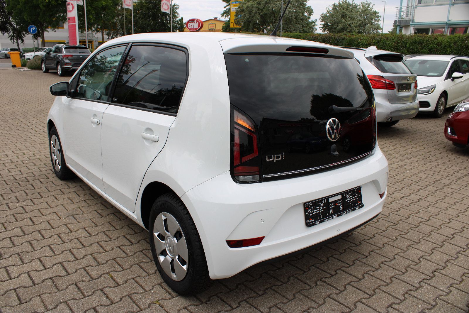 Fahrzeugabbildung Volkswagen up! 1.0 up! ACTIVE Kamera,PDC,LED,SHZ,Klima