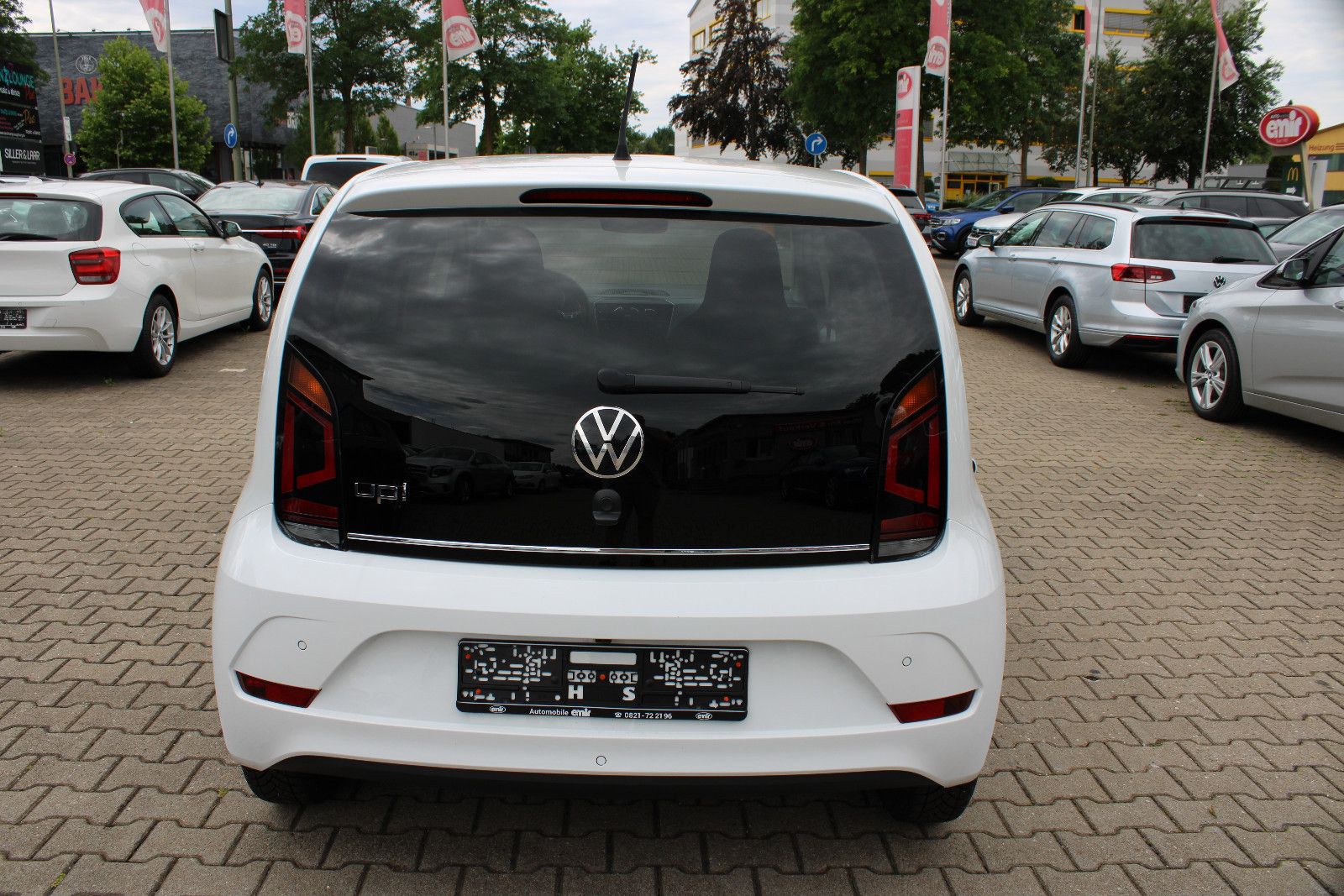 Fahrzeugabbildung Volkswagen up! 1.0 up! ACTIVE Kamera,PDC,LED,SHZ,Klima