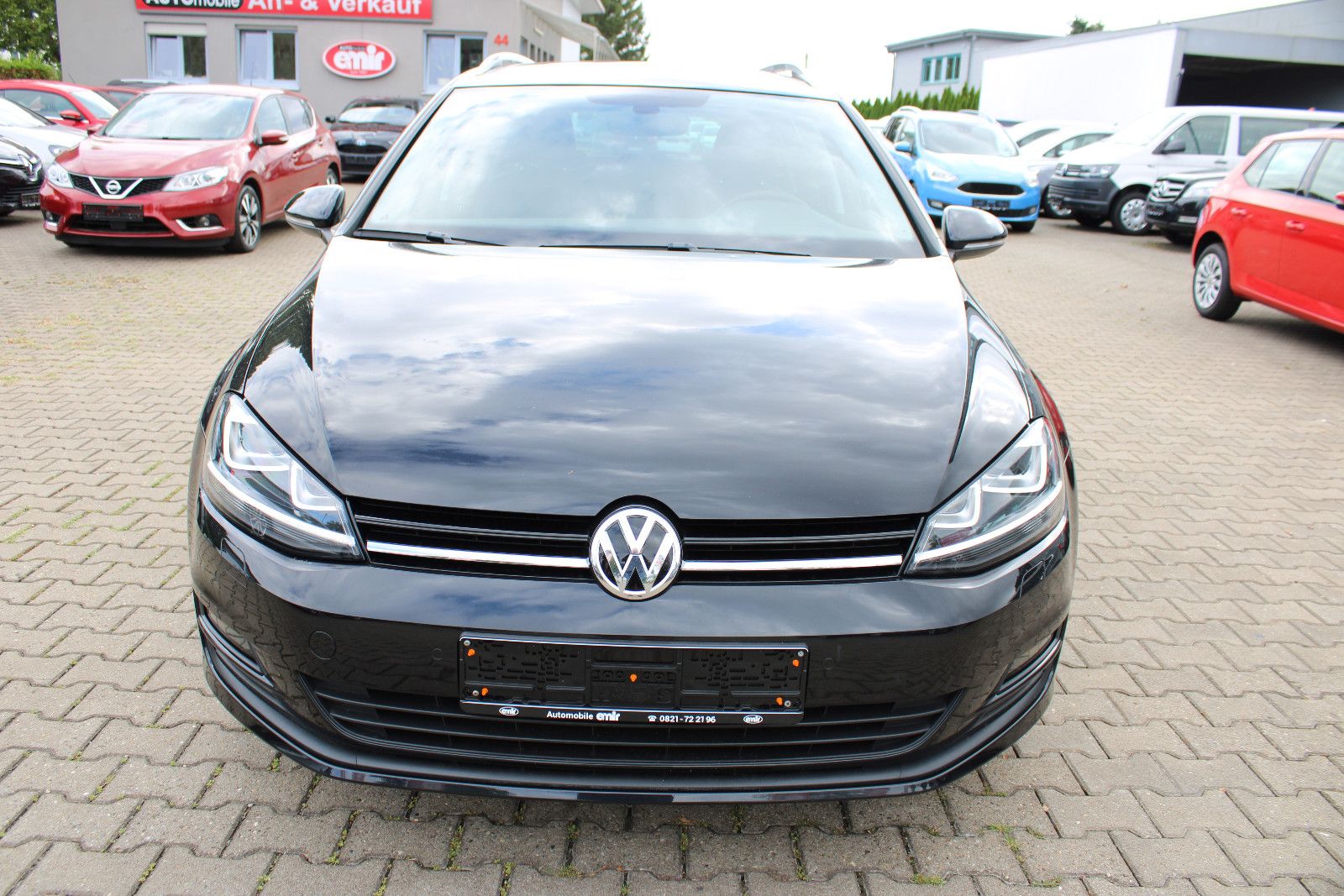 Fahrzeugabbildung Volkswagen Golf 1.4 TSI DSG  Variant PDC,Xenon,SHZ