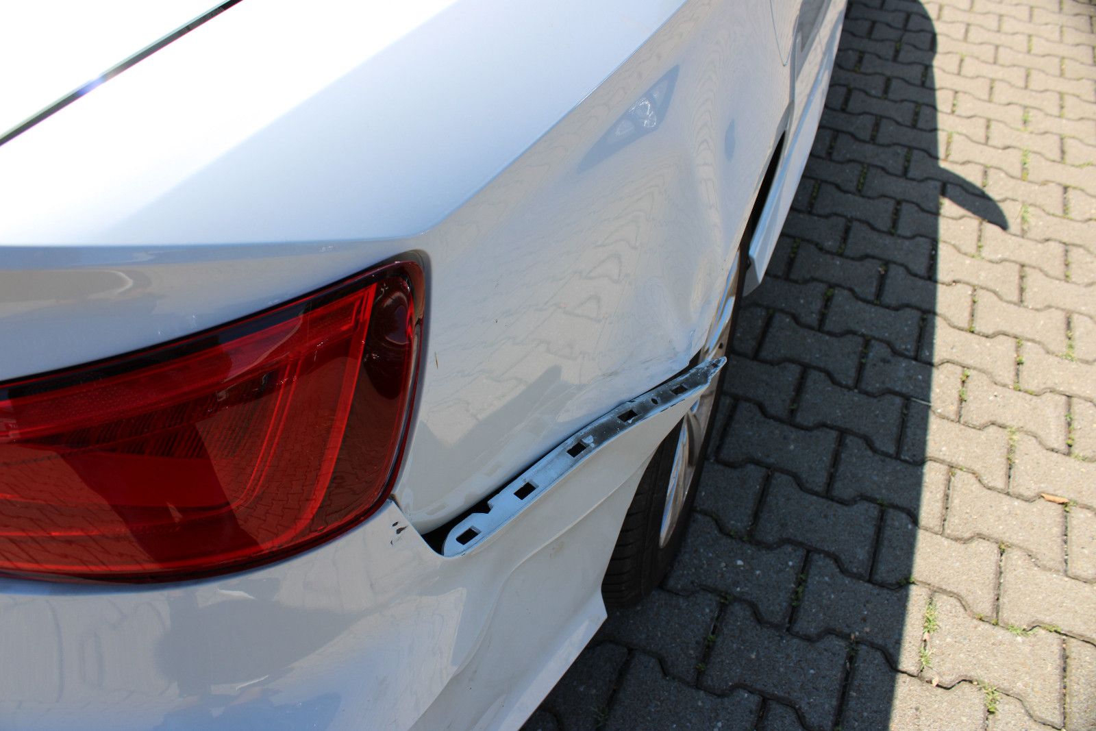 Fahrzeugabbildung Audi A3 1.4 TFSI S tronic S line Cabrio