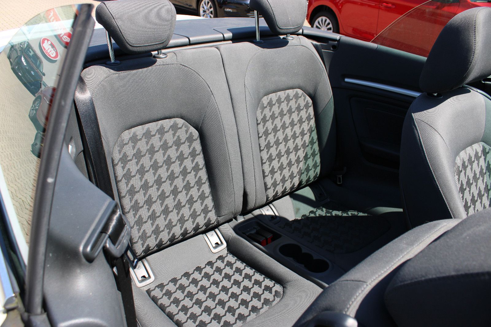 Fahrzeugabbildung Audi A3 1.4 TFSI S tronic S line Cabrio
